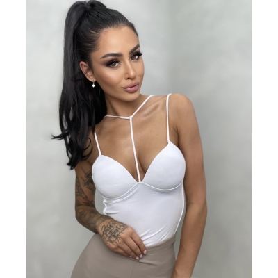 Top perfect look White